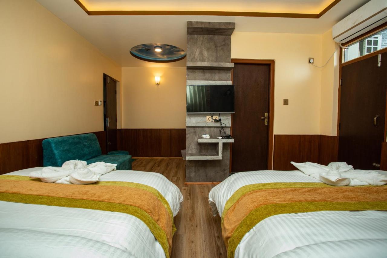 Gauri Shankar Hotel Nagarkot Exterior photo