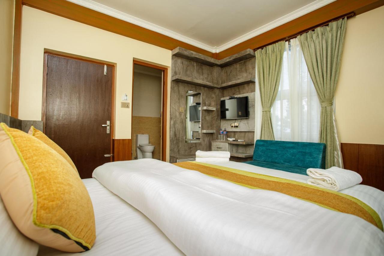 Gauri Shankar Hotel Nagarkot Exterior photo