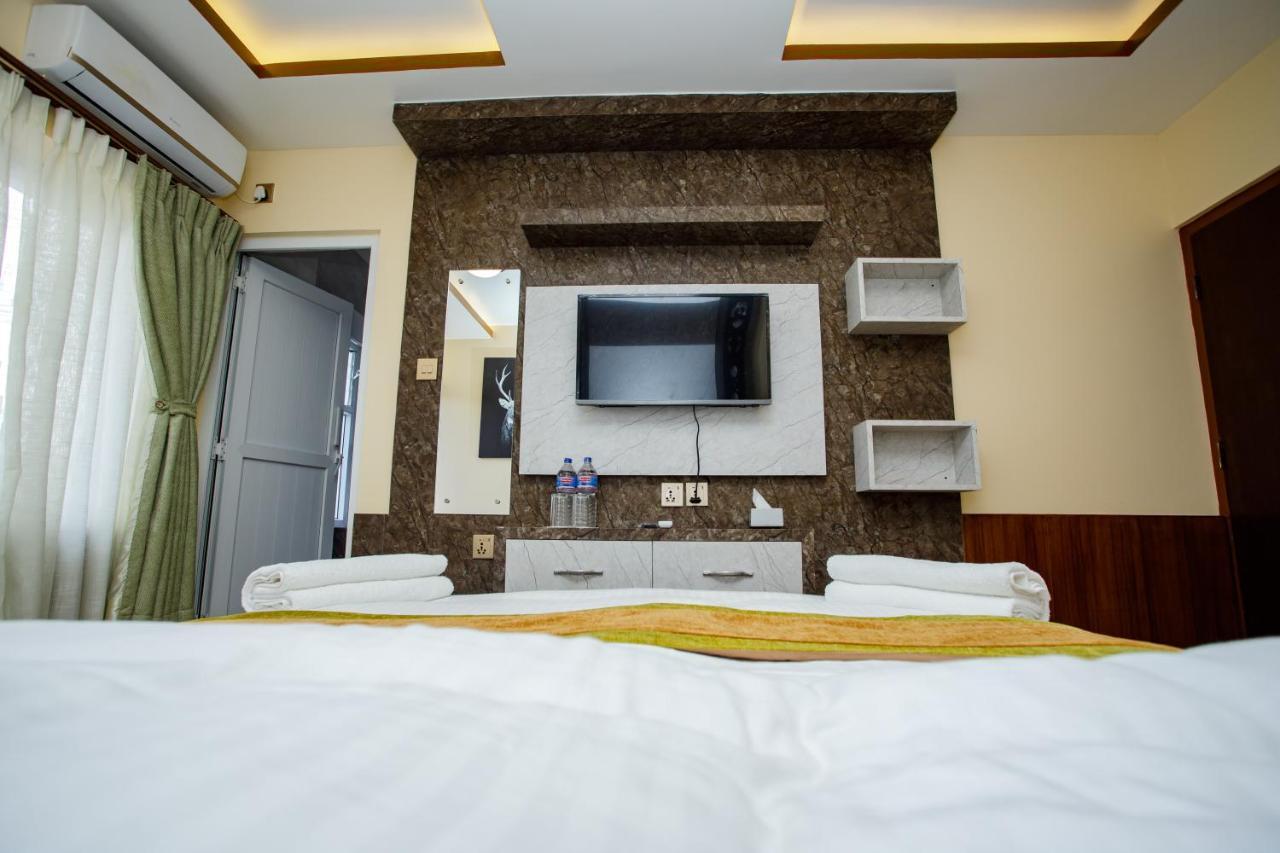 Gauri Shankar Hotel Nagarkot Exterior photo