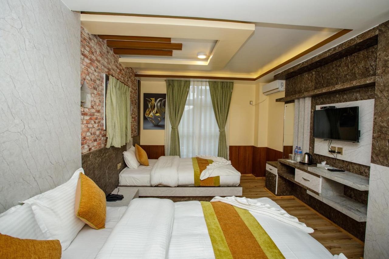 Gauri Shankar Hotel Nagarkot Exterior photo